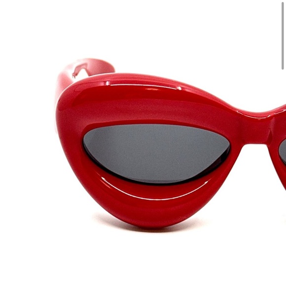 New, LOEWE Sunglasses LW40097I 66A Authentic main image 5